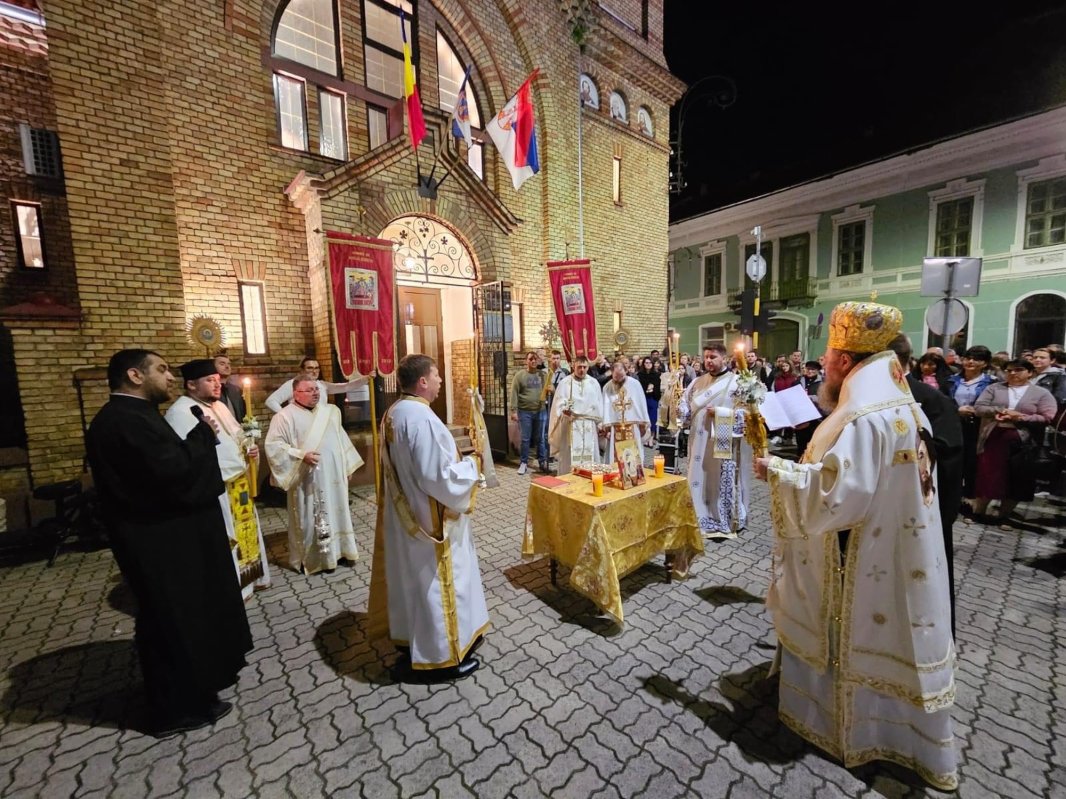 Praznicul Învierii Domnului la Catedrala Episcopală din Vârșeț, Serbia 294641