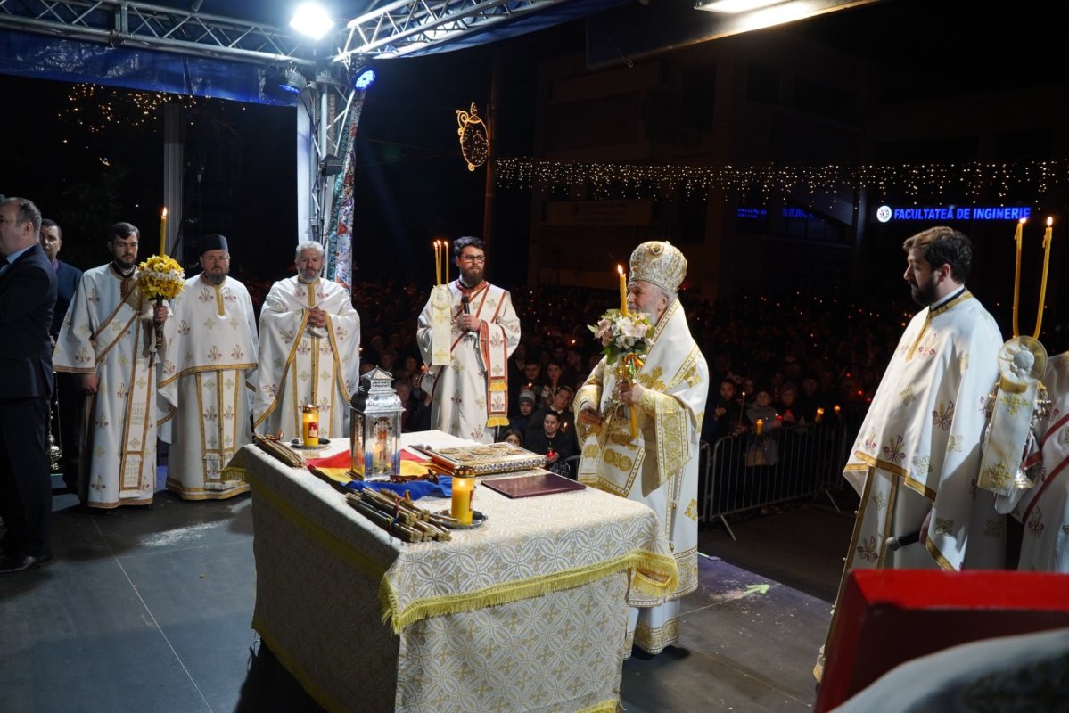 Ziua Învierii în eparhii din Mitropolia Munteniei și Dobrogei 294635