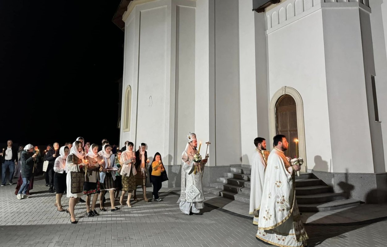 Sfânta Lumină oferită credincioșilor din Cahul 294771