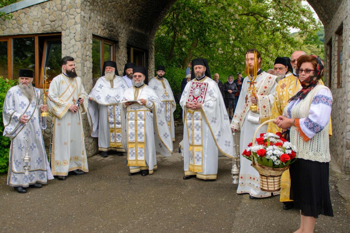 Mănăstirea Vlădiceni din Iași și-a sărbătorit hramul 294796