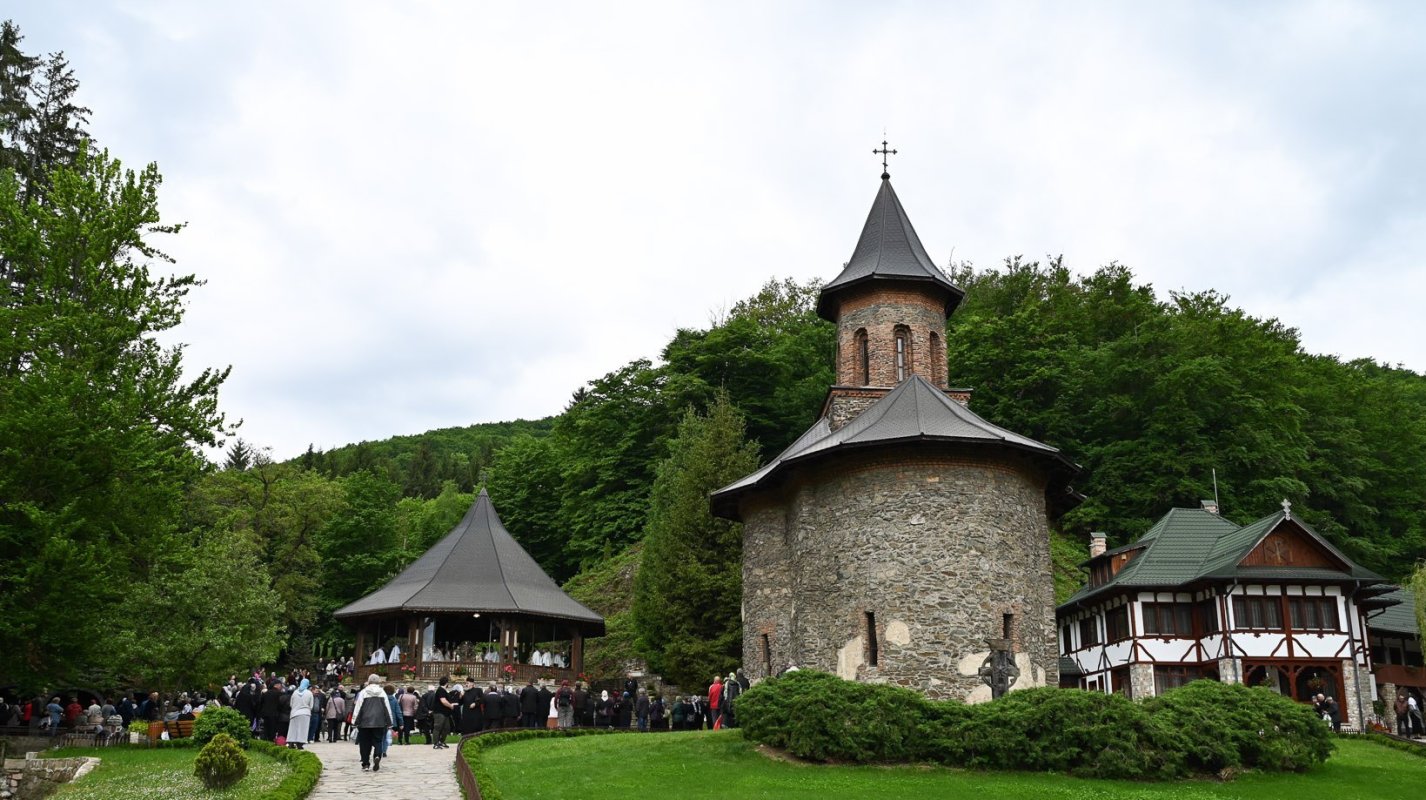 Zi de hram la Mănăstirea Prislop 294884