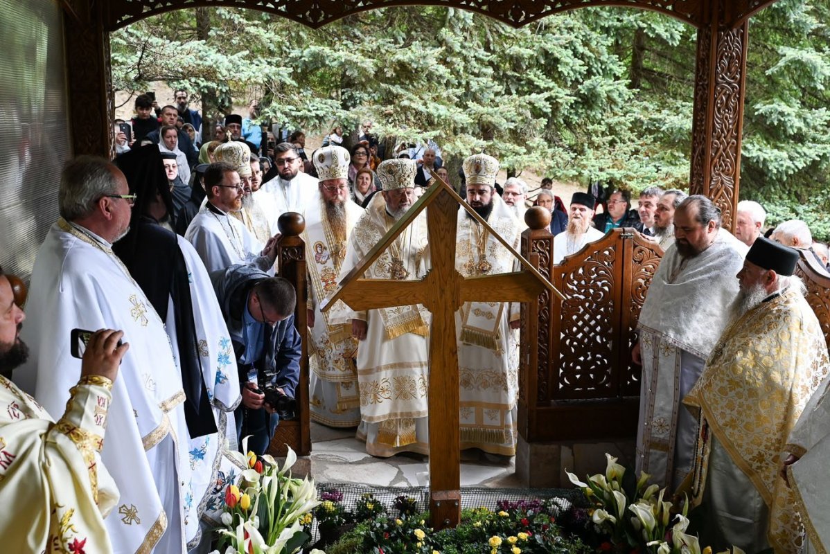 Zi de hram la Mănăstirea Prislop 294885