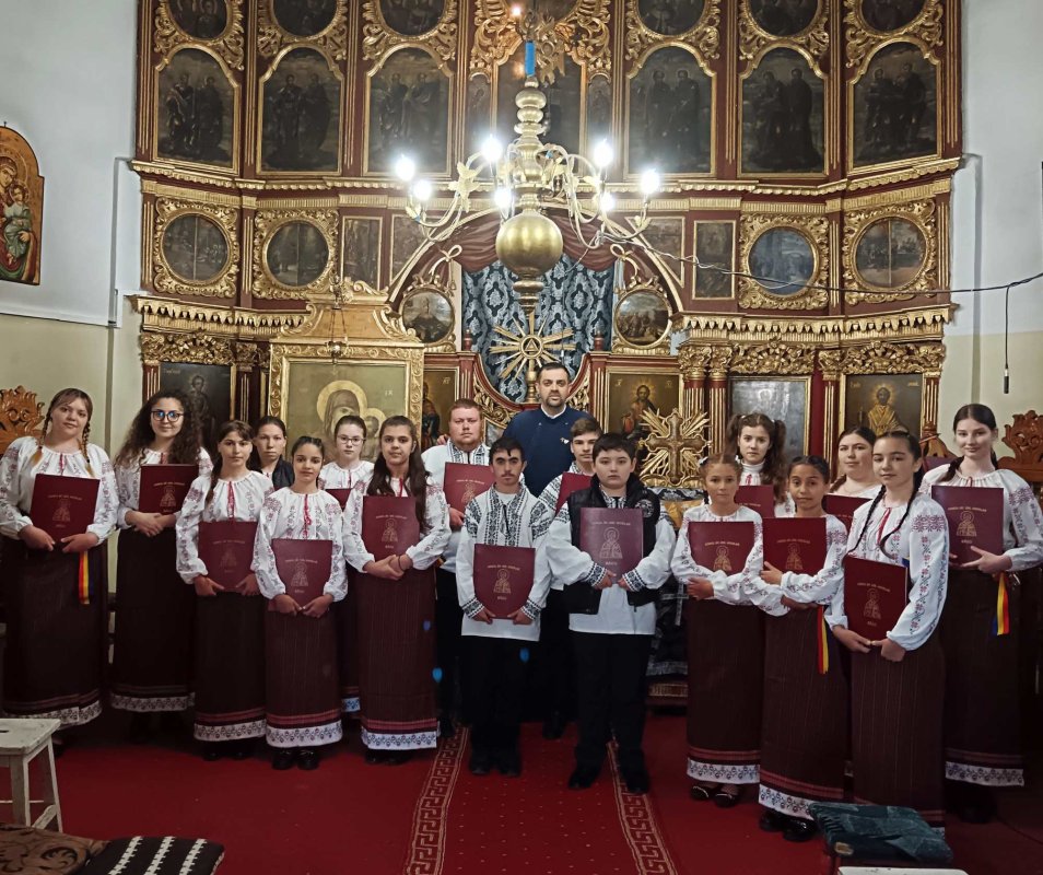 „Corul este a doua noastră casă” 294940