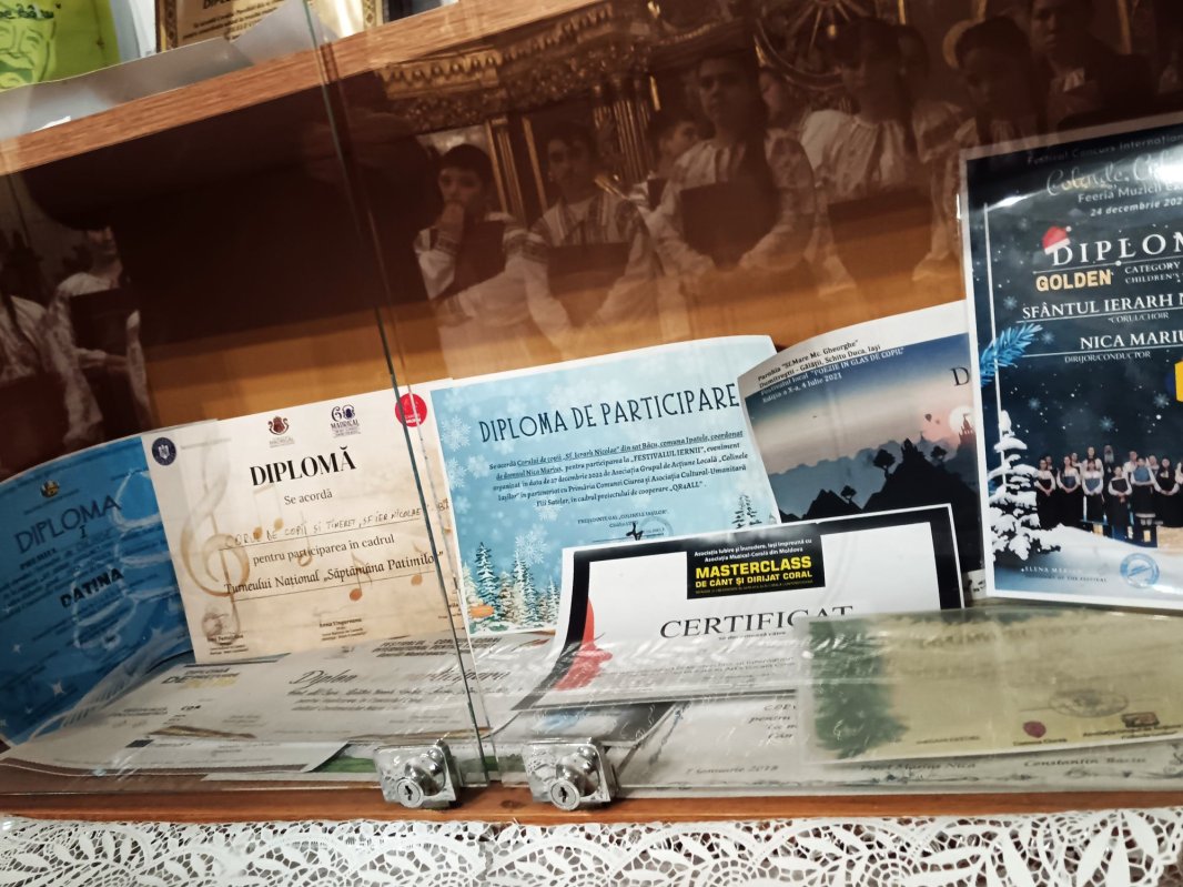 „Corul este a doua noastră casă” 294944