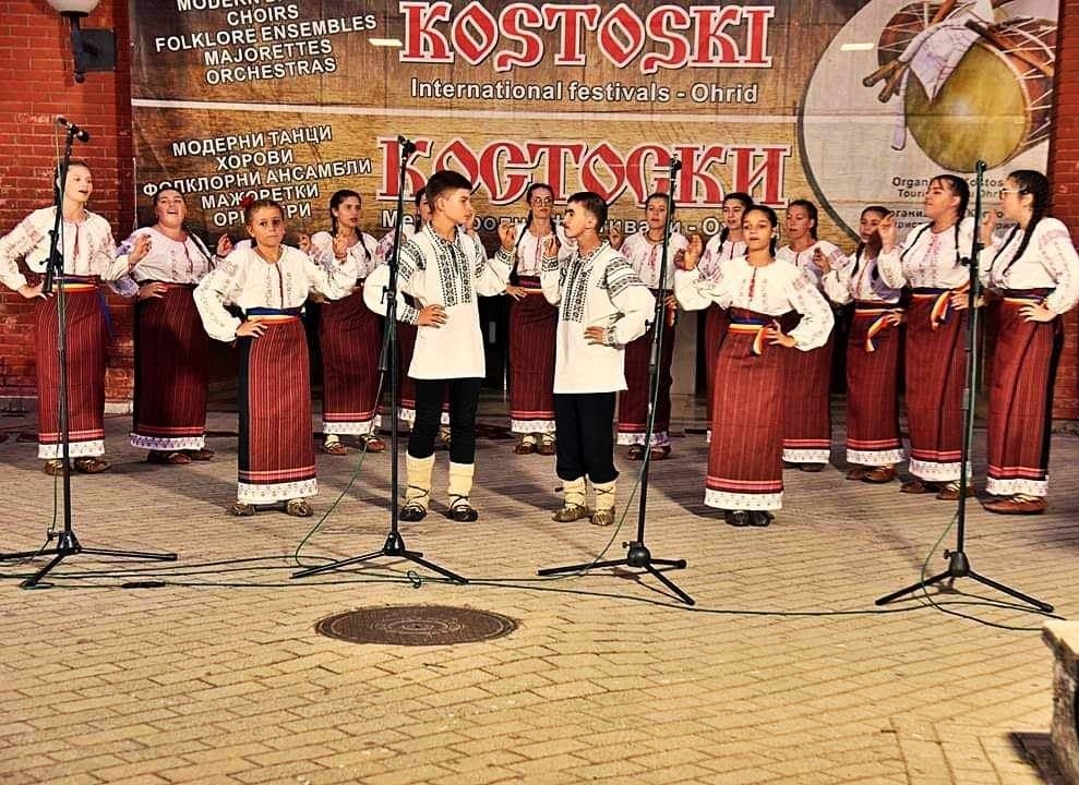 „Corul este a doua noastră casă” 294946