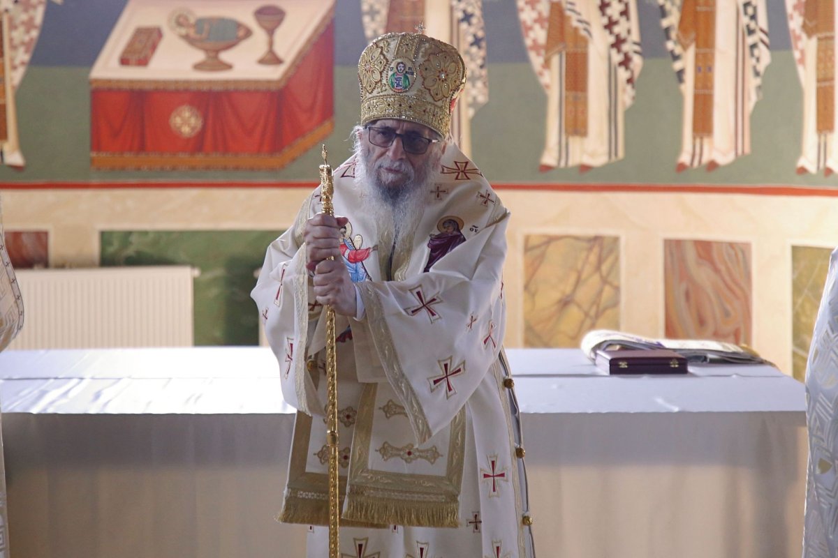 Doi mitropoliți la hramul Mănăstirii Sângeap-Basaraba 295074