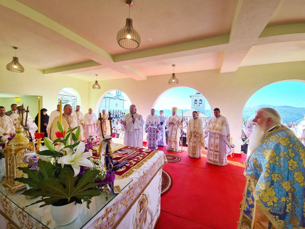 Hramul Mănăstirii Salva și sărbătorirea a 30 de ani de la înființarea așezământului monahal 295139