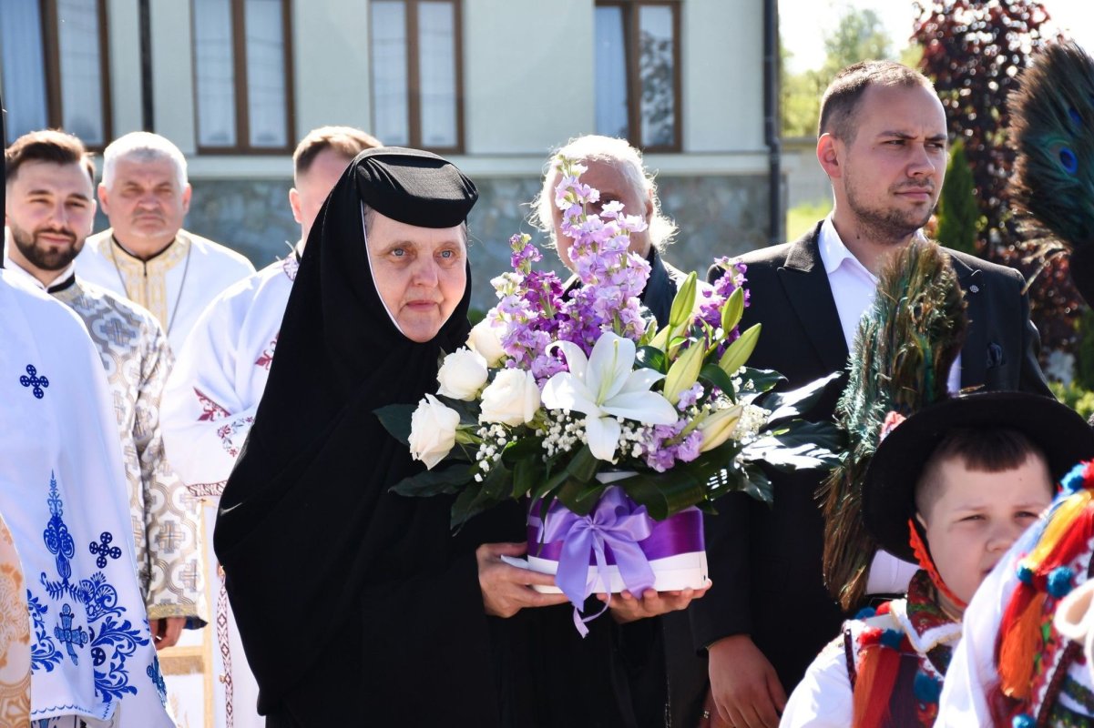 Hramul Mănăstirii Salva și sărbătorirea a 30 de ani de la înființarea așezământului monahal 295144