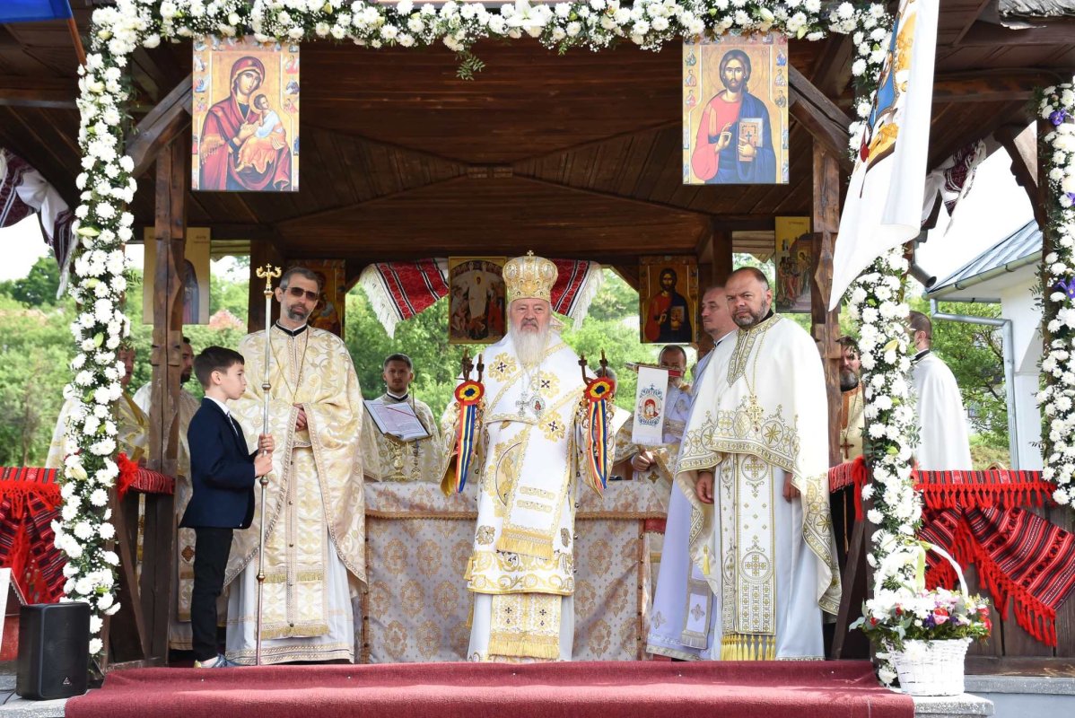 Hramul Bisericii „Sfântul Apostol Toma” din Oarța de Sus 295400