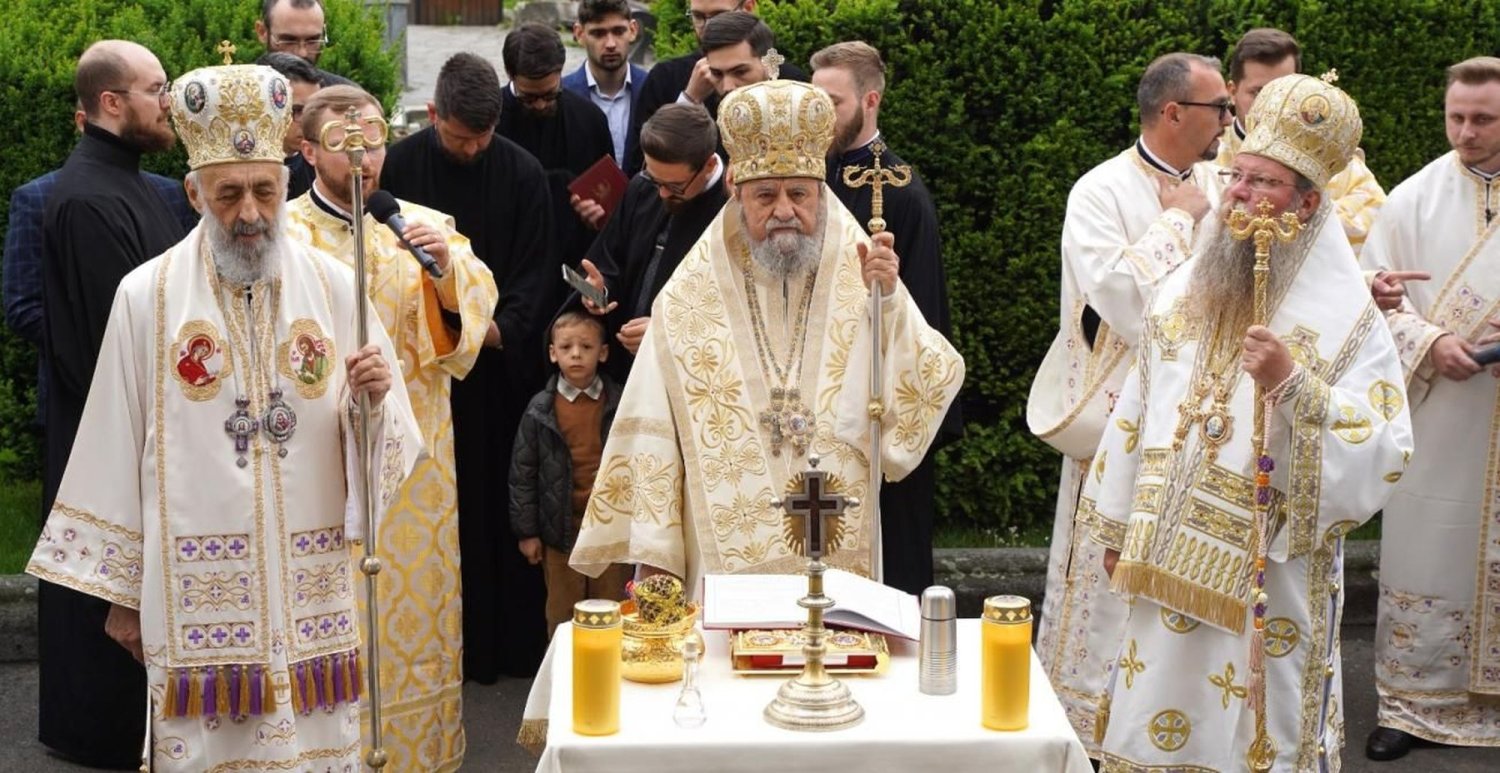 Târnosirea Bisericii „Buna Vestire” - Catedrala mică din Târgu Mureș 295385