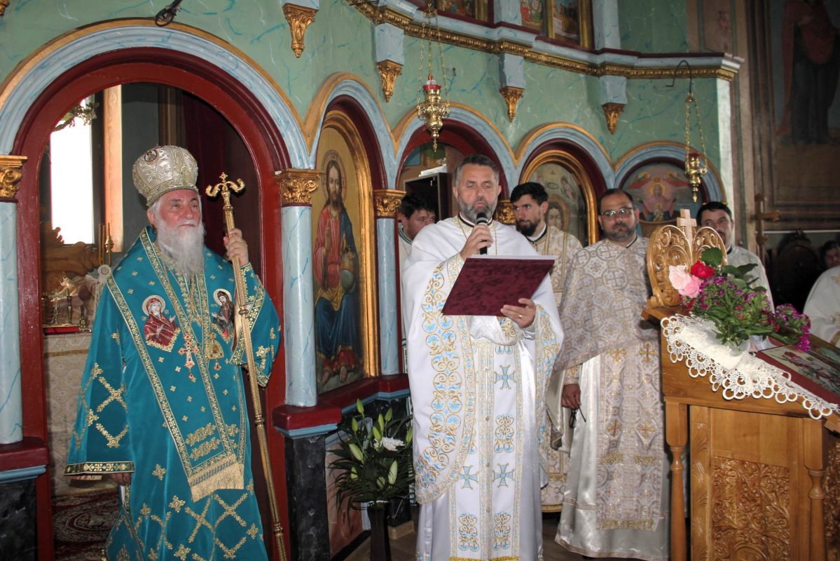 Înnoirea unei biserici a Sfântului Gheorghe din județul Dolj 295502