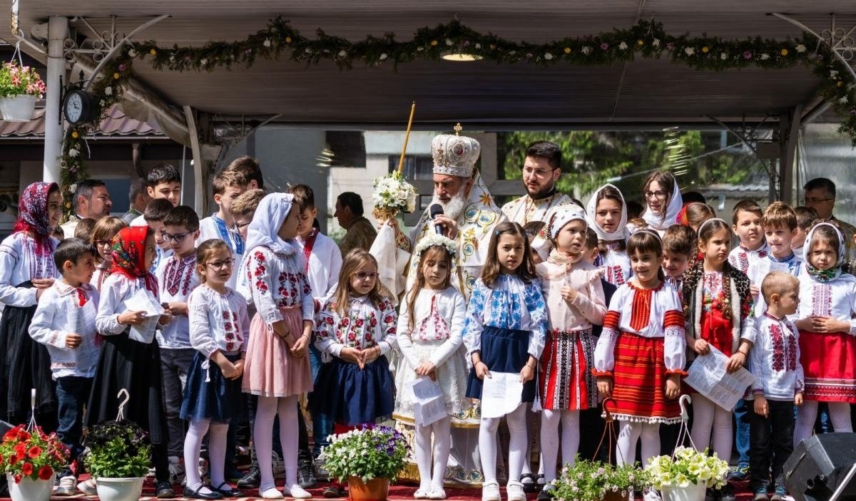 90 de ani de istorie şi continuitate la Biserica „Sfântul Gheorghe” din Bacău 295567