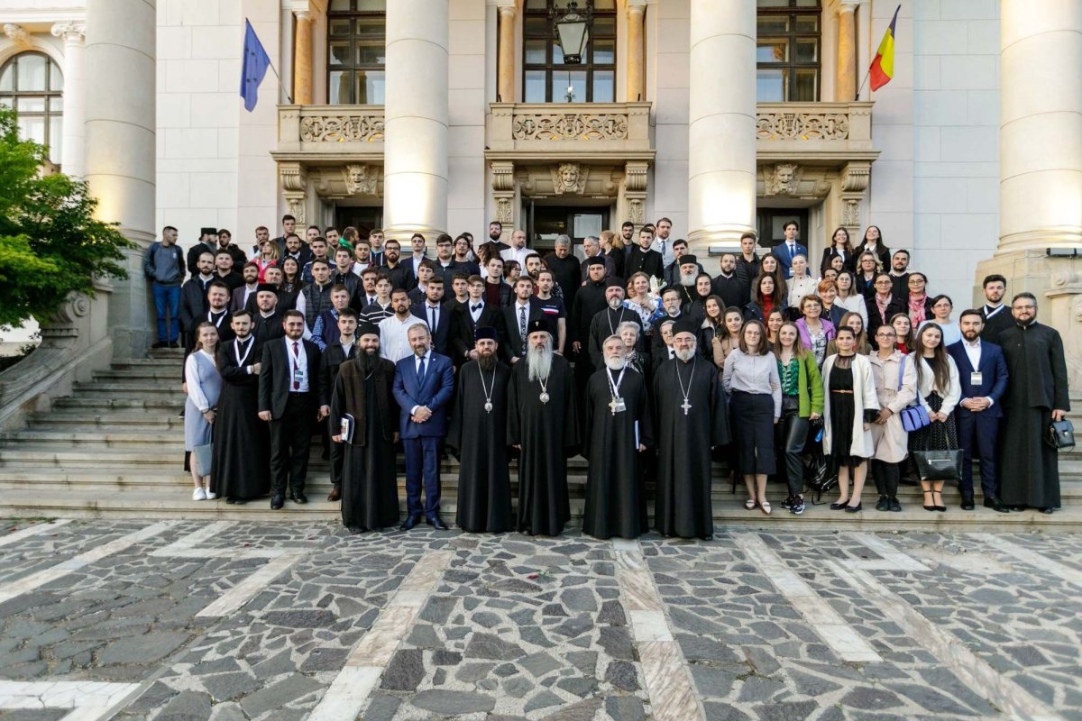 A XI-a ediție a Simpozionului internațional „Dumitru Stăniloae” 295638