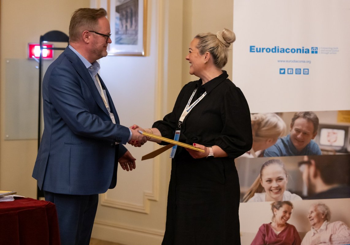 Adunarea generală Eurodiaconia la București 295581