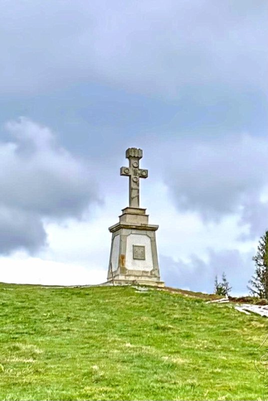 Crucea talienilor - între sihaștri și slove de roman, pe înălțimi de poveste 295603