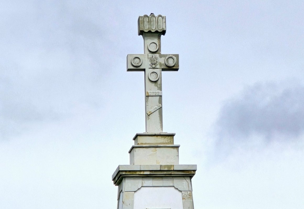 Crucea talienilor - între sihaștri și slove de roman, pe înălțimi de poveste 295604