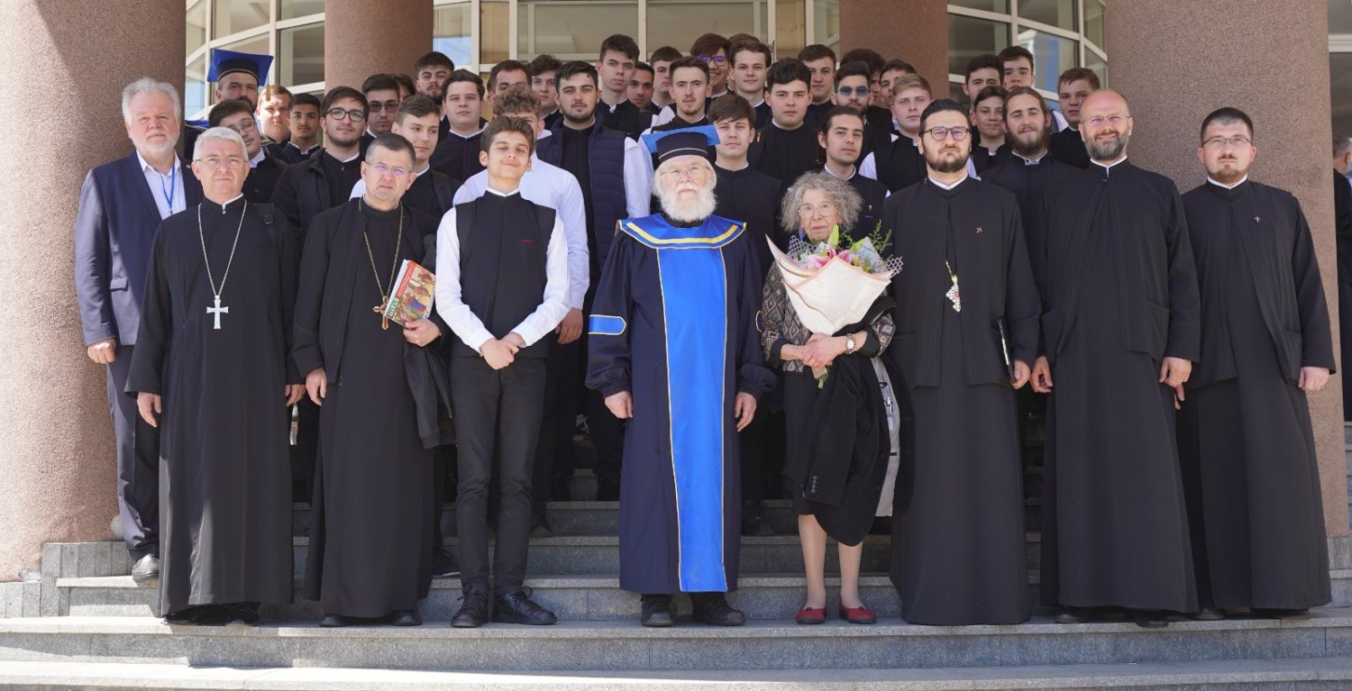 Simpozion internațional de teologie și medicină la Alba Iulia 295652