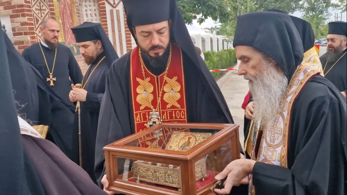 Binecuvântarea sfinților la Mănăstirea Pantocrator 295853