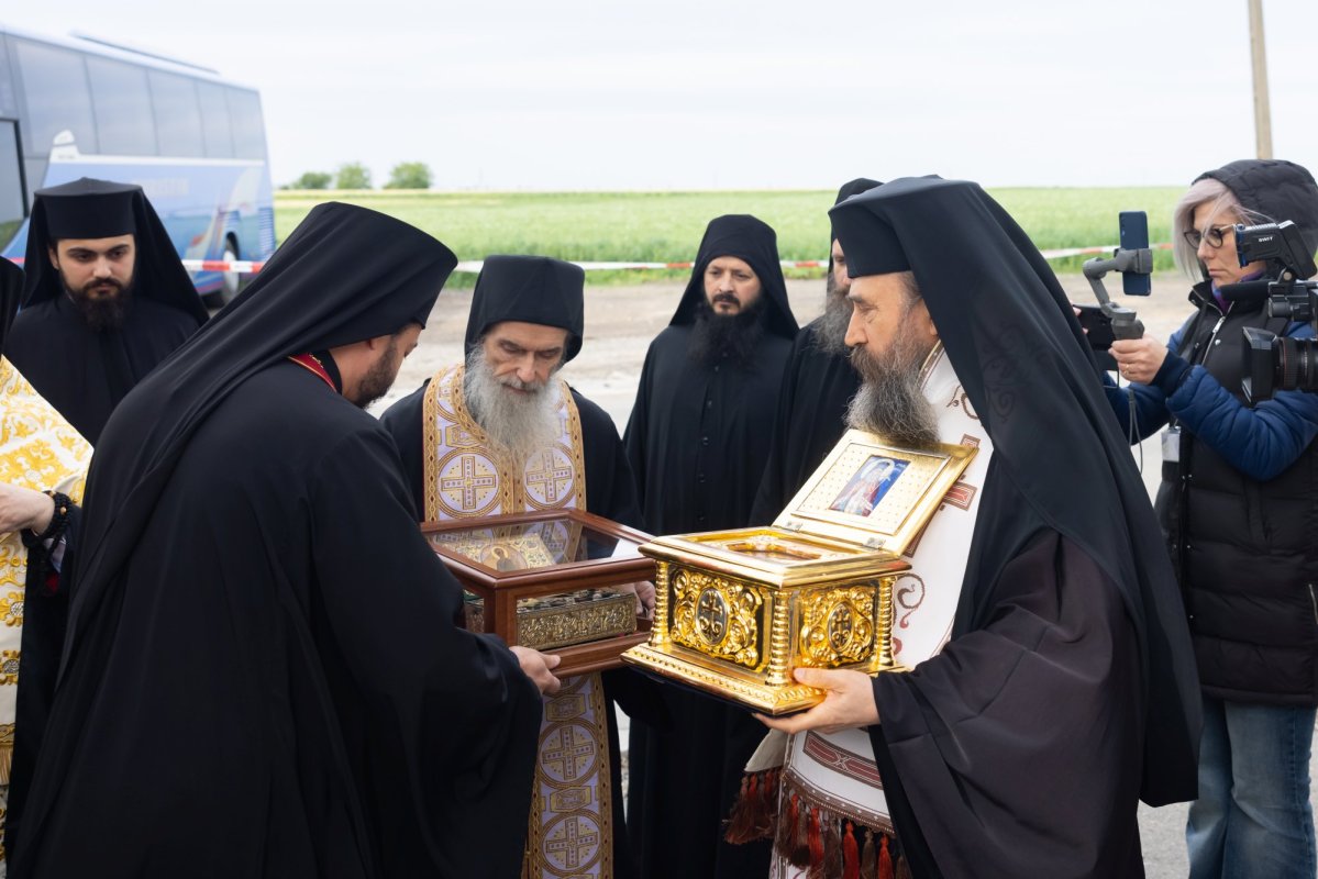 Binecuvântarea sfinților la Mănăstirea Pantocrator 295858