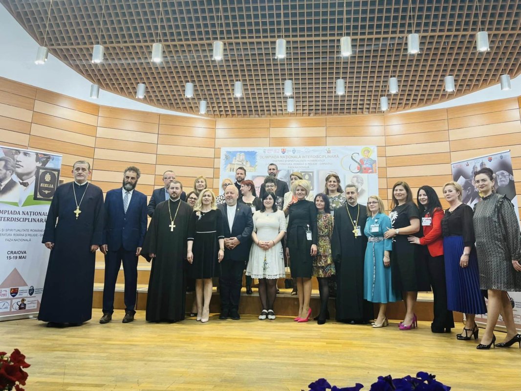 Olimpiada naţională „Cultură și spiritualitate românească” la Craiova 296129