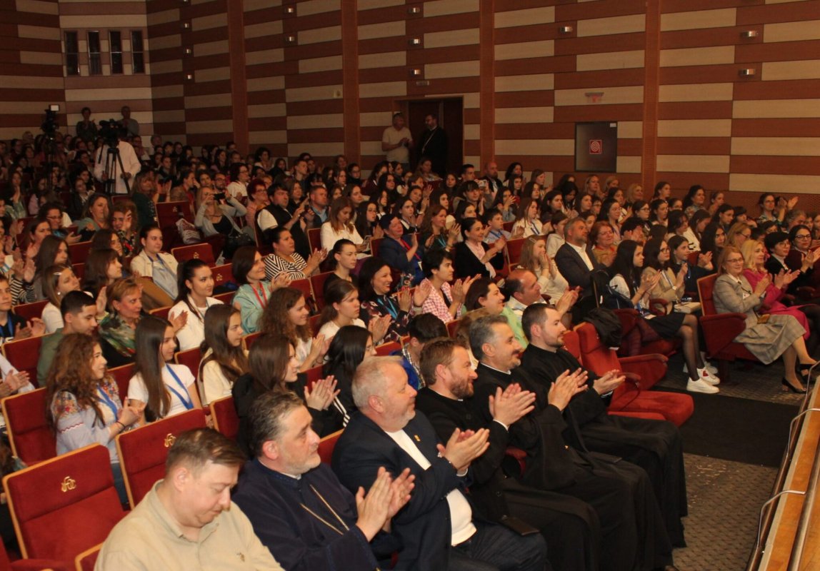 Olimpiada naţională „Cultură și spiritualitate românească” la Craiova 296130