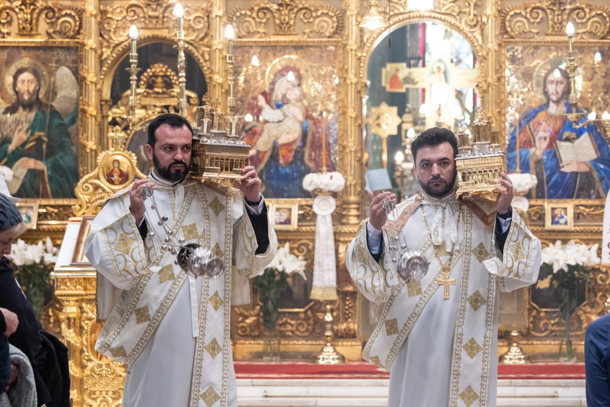 Rânduiala Privegherii pentru Sfinții Împărați la Catedrala Patriarhală 296228