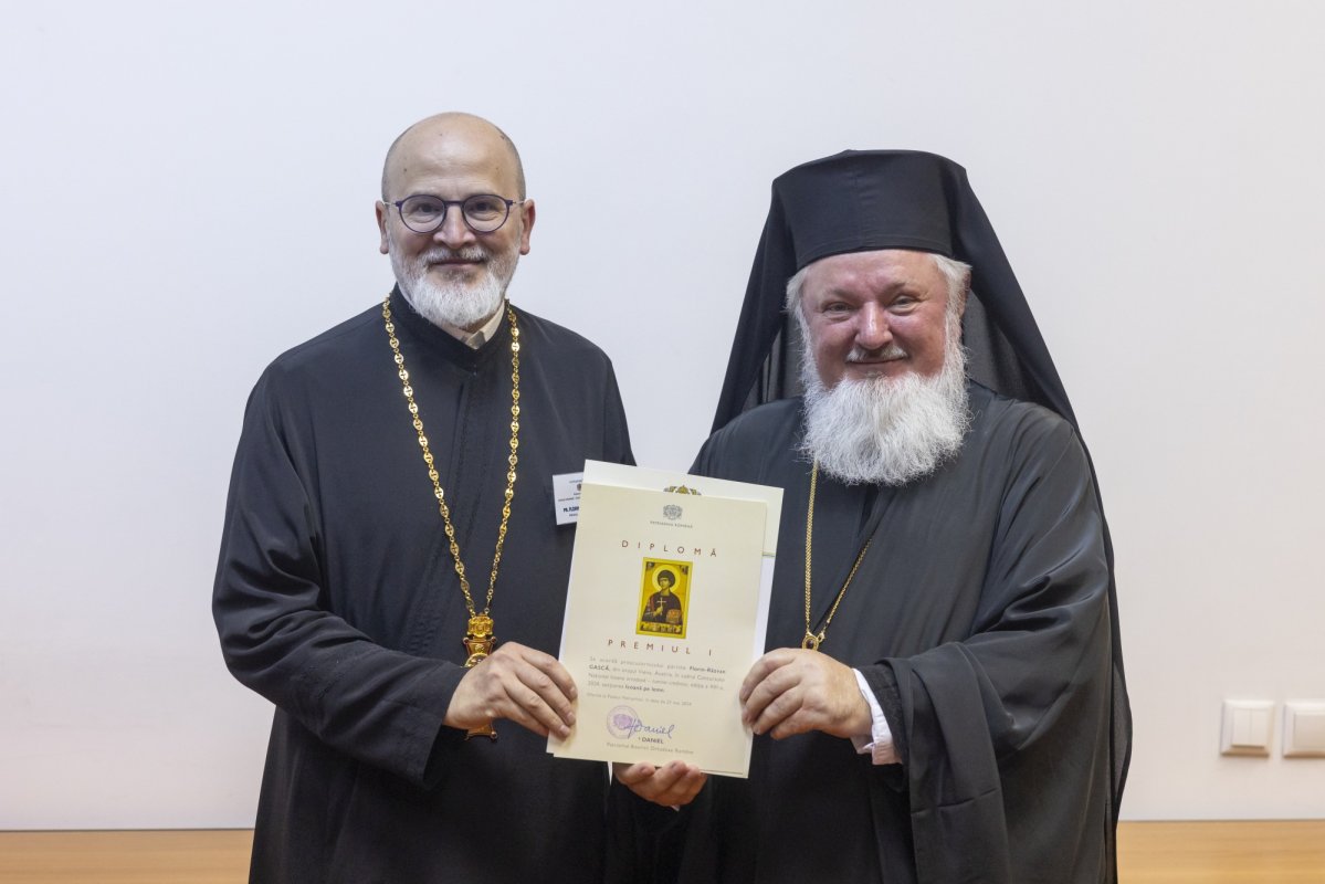 Tineri misionari câștigători ai concursurilor naționale, premiați în Capitală 296320