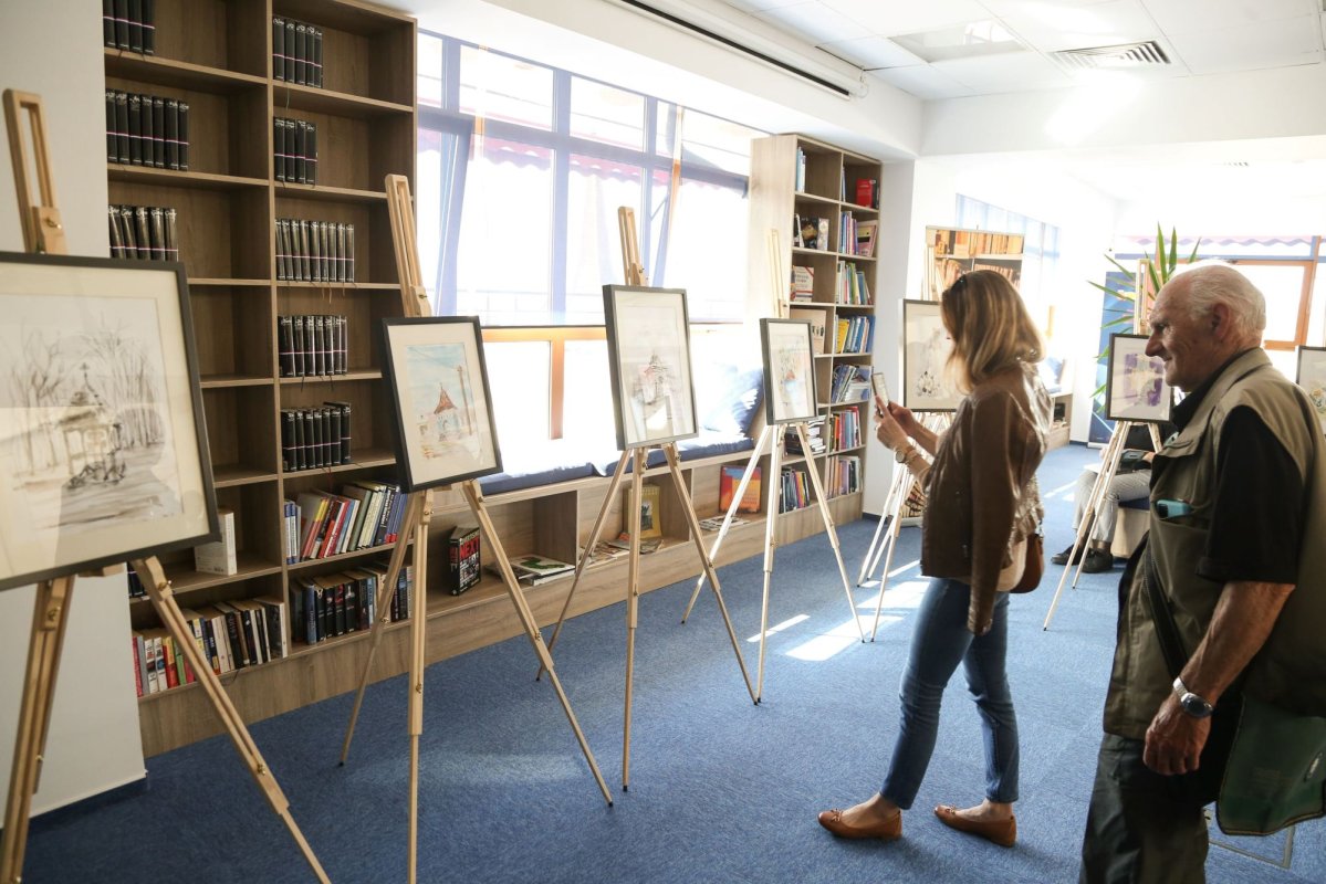 Expoziția „Troițele din Mărginimea Sibiului” la Biblioteca „ASTRA” 296622