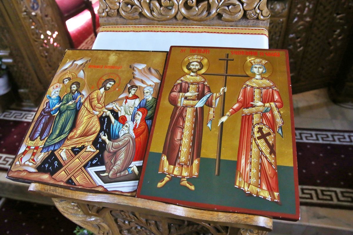 Hram și centenar la Bogonos, Iași 296633