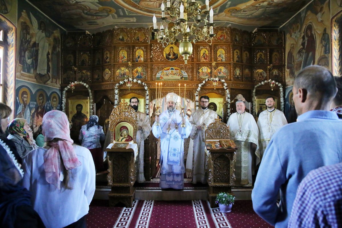 Hram și centenar la Bogonos, Iași 296638