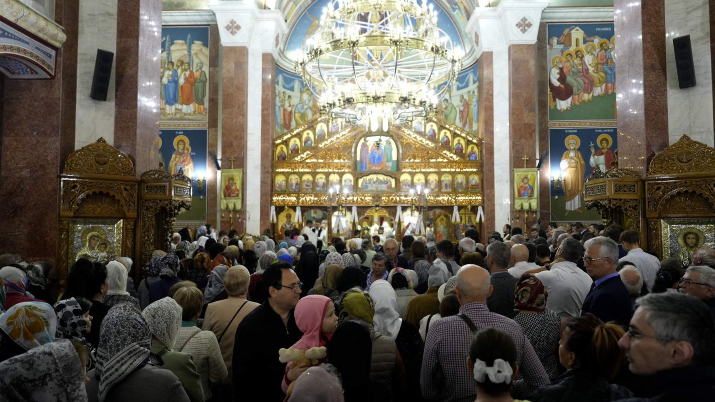 Hramul bisericii din cartierul braşovean Valea Cetăţii 296706