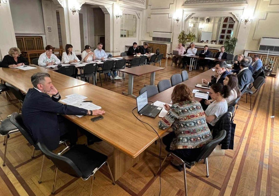 Negocieri privind salariul minim „adecvat” cerut de directiva europeană 296665