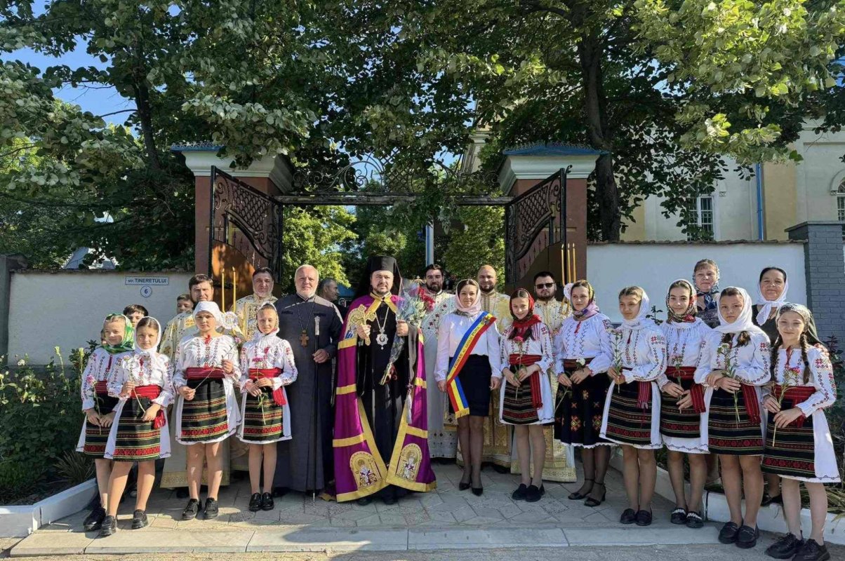 Zi de hram în localitatea Puhoi, Republica Moldova 296778