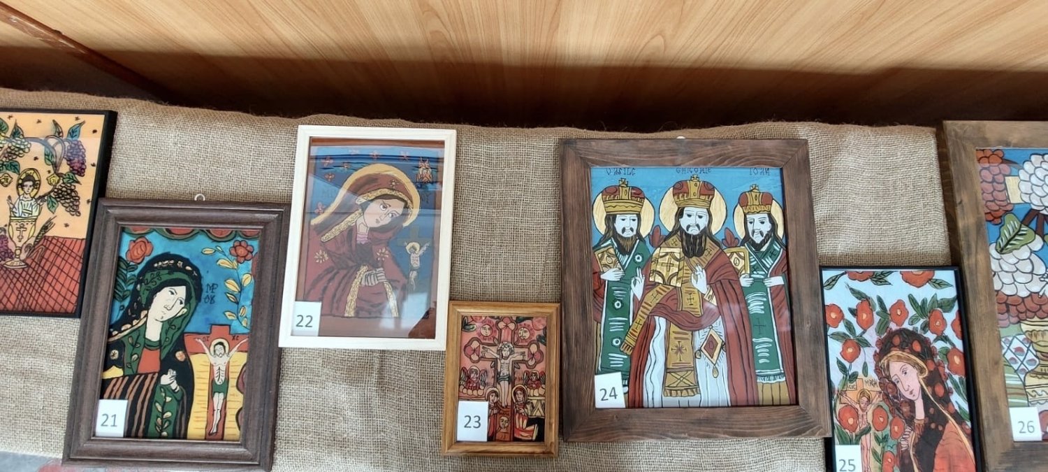 Concurs de pictat icoane pe sticlă în Protopopiatul Bran‑Zărnești 296881