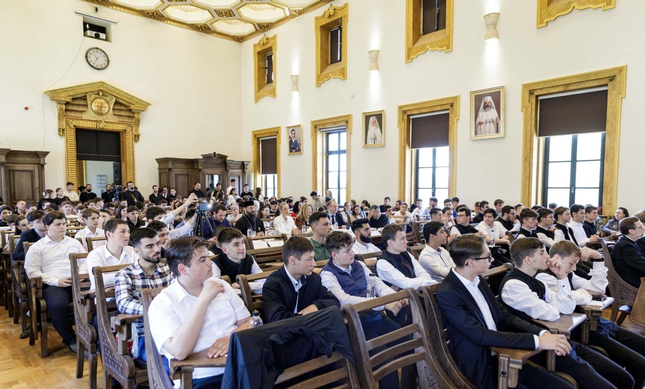 Concurs Național de Muzică Psaltică pentru Seminarii Teologice la Iași 296994