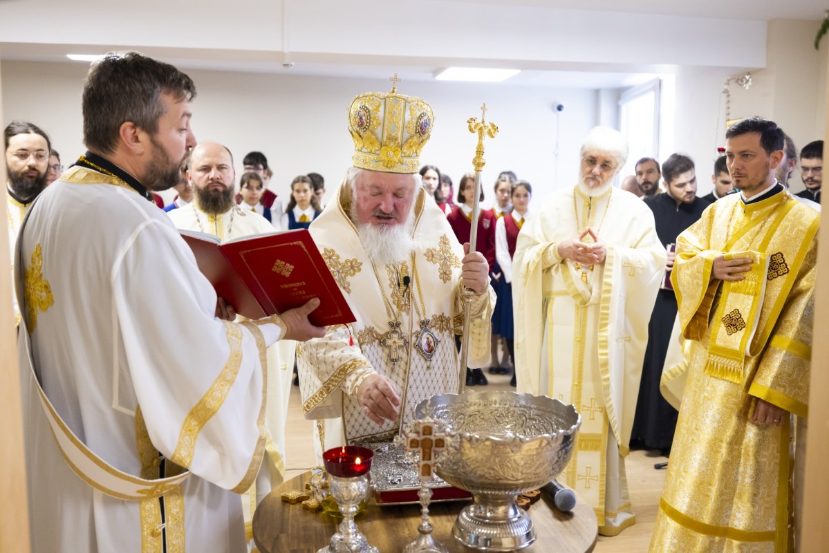 Un nou spațiu de rugăciune pentru elevii și profesorii unui liceu bucureștean 297115