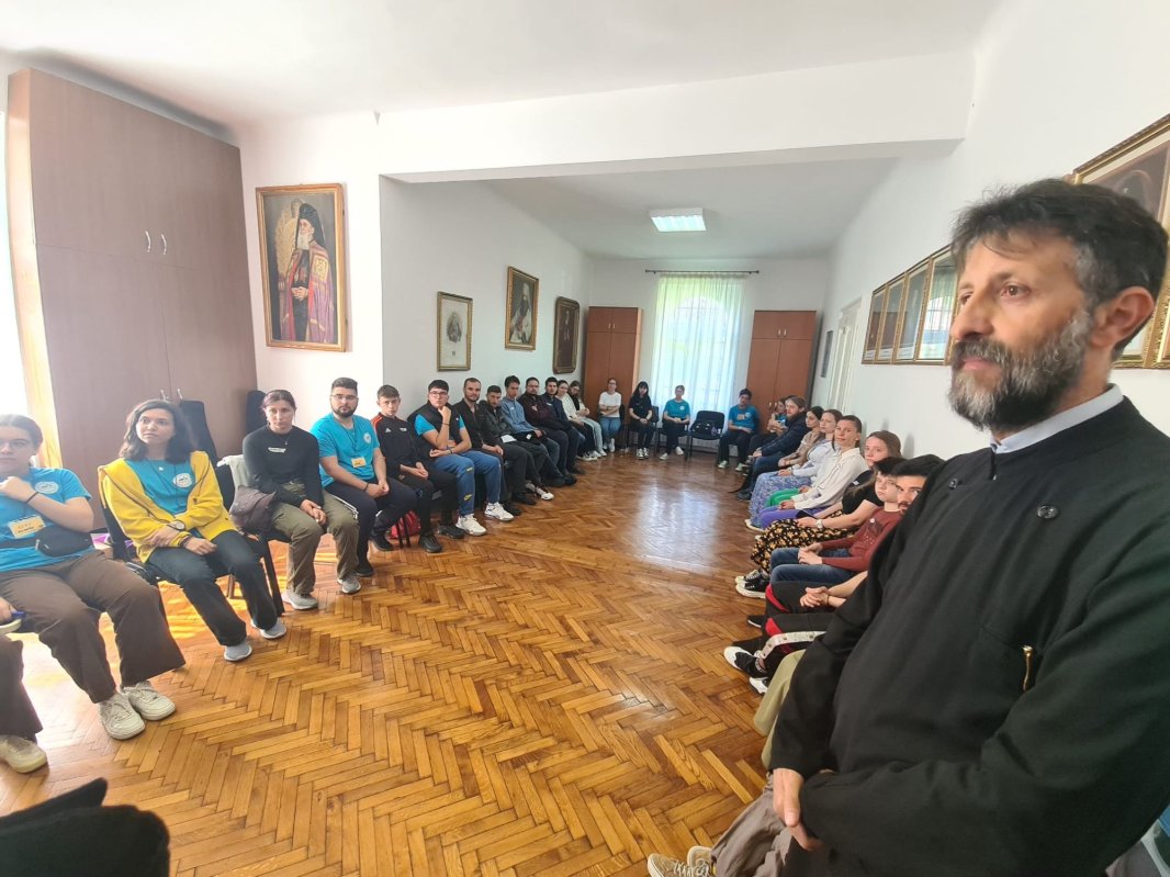 Curs de animatori pentru activități cu tinerii la Sibiu 297358