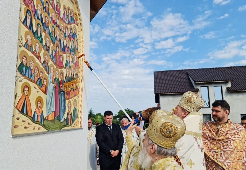 Înnoire și împlinire la o parohie din județul Arad 297285