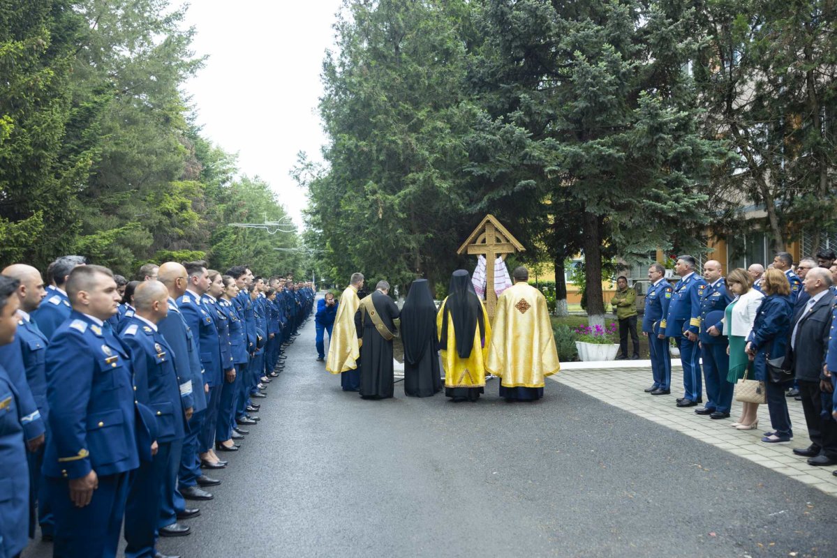 Sfințire de troiță la Baza 90 Transport Aerian din Otopeni  297441