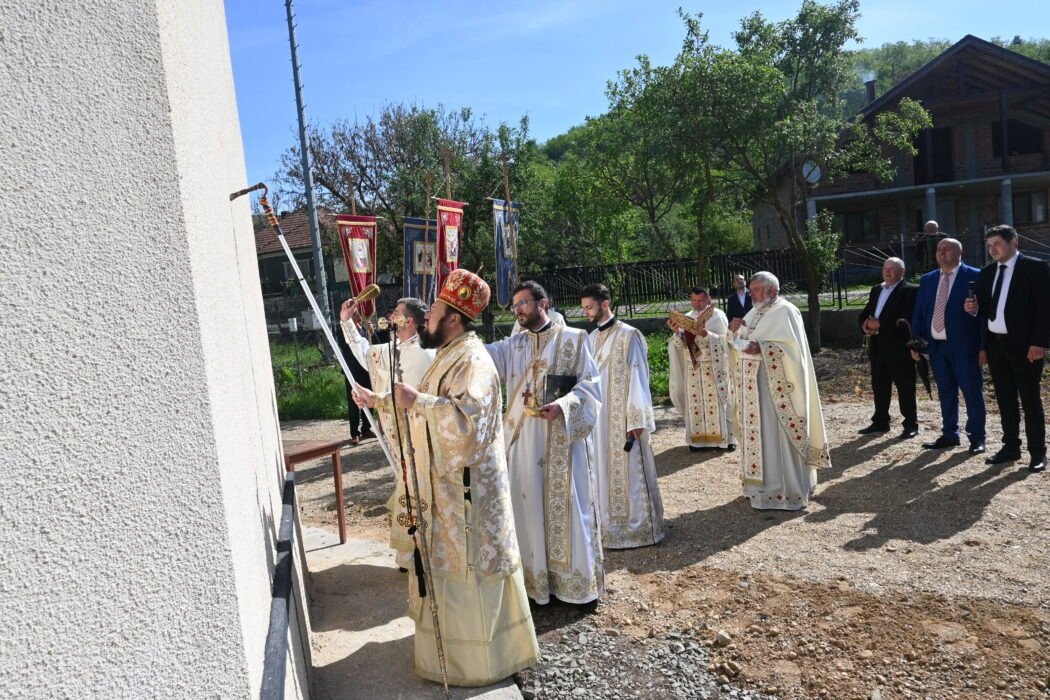 Veșmântul harului pentru un lăcaș din județul Sălaj 297419