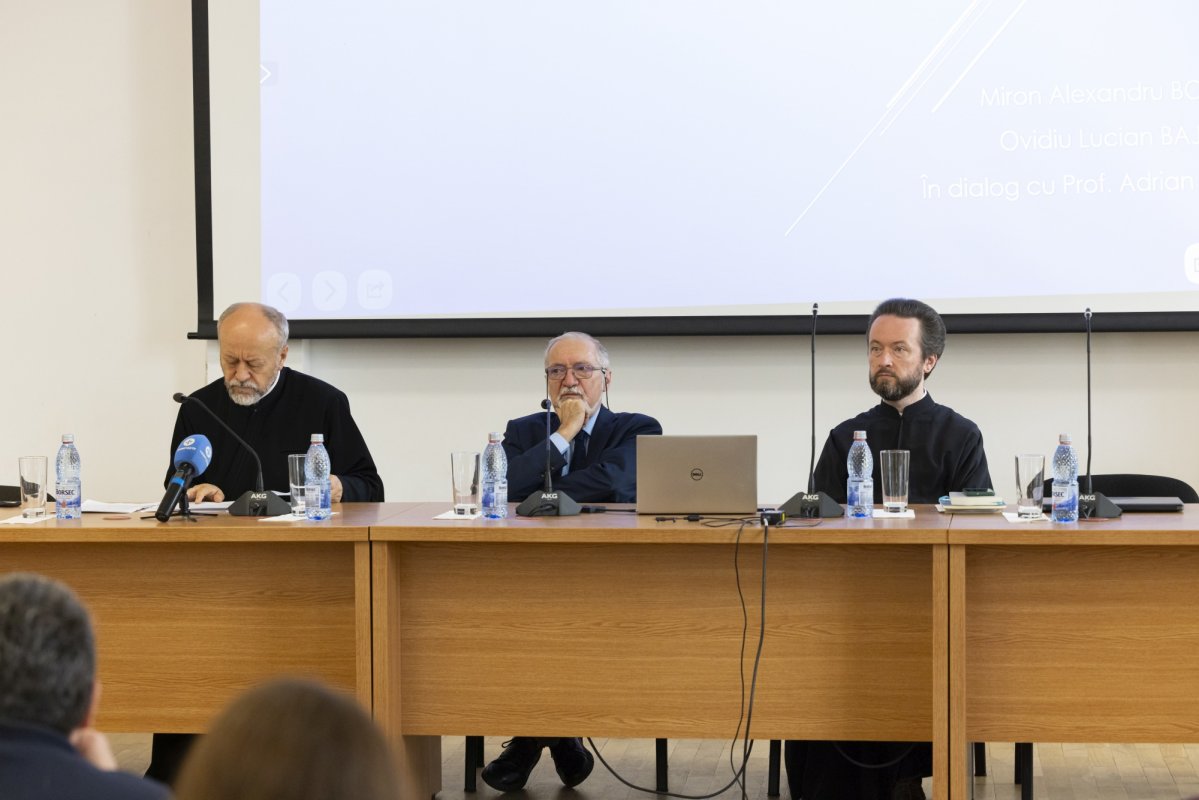 Simpozion studențesc la Facultatea „Justinian Patriarhul” 297543