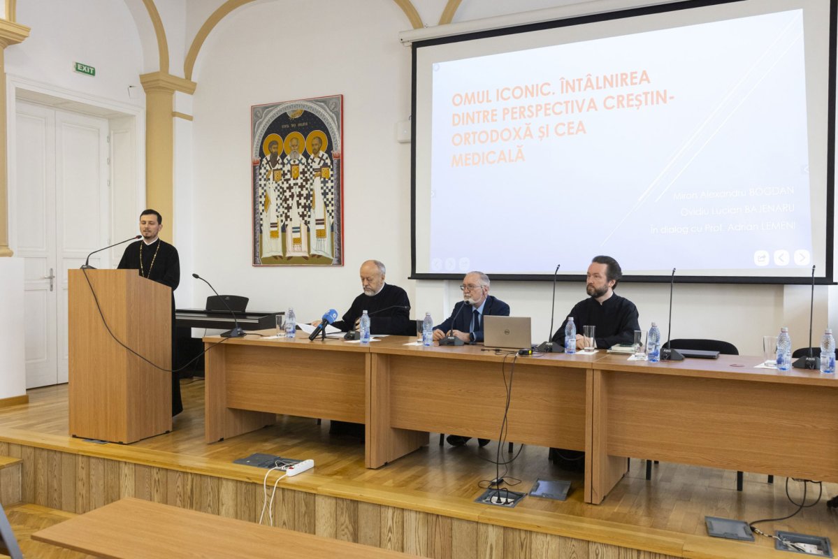 Simpozion studențesc la Facultatea „Justinian Patriarhul” 297548