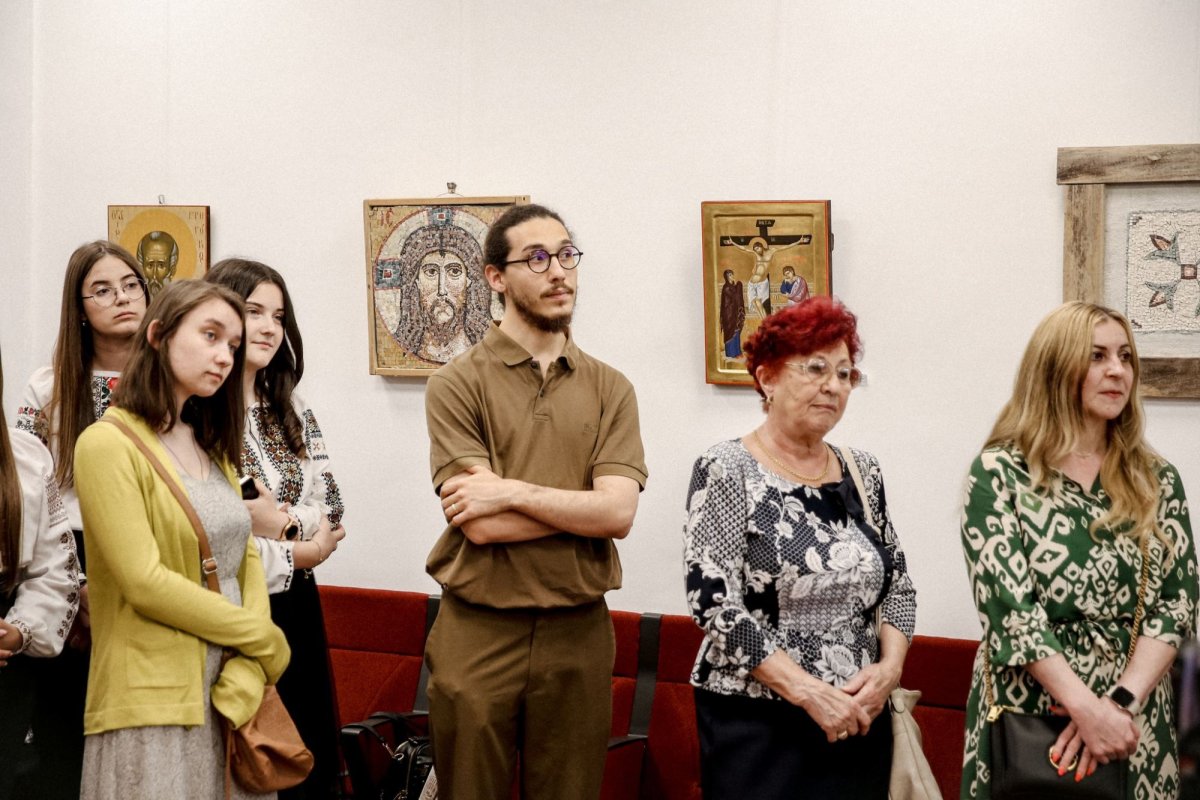 A treia ediție a expoziției‑concurs de artă sacră „Ortodoxia” 297630