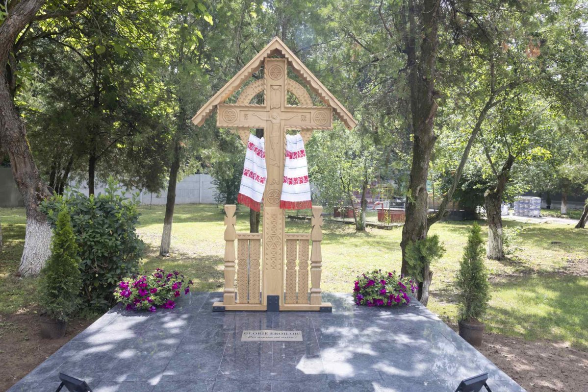 Binecuvântare la ceas aniversar pentru Comandamentul Componentei Aeriene 297674