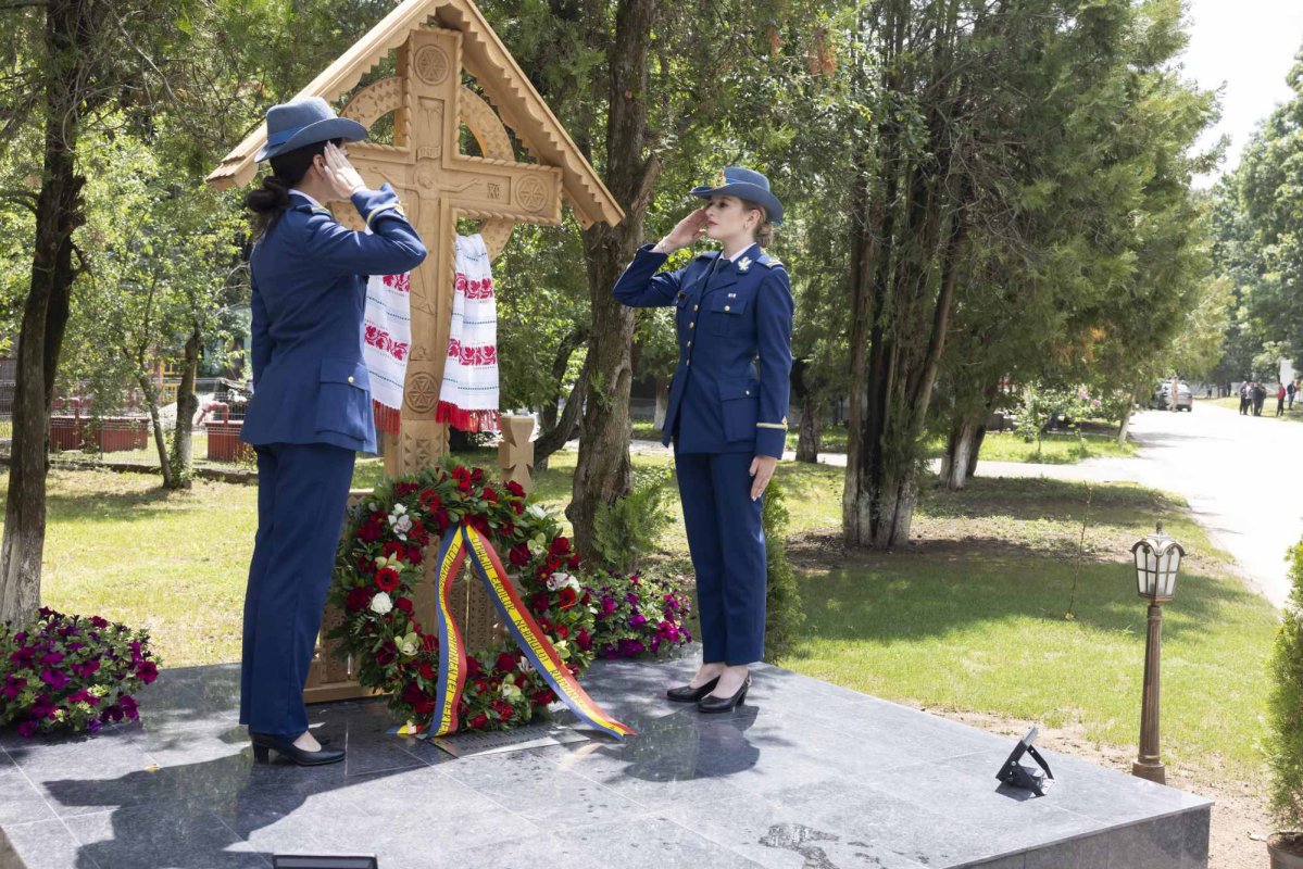 Binecuvântare la ceas aniversar pentru Comandamentul Componentei Aeriene 297720