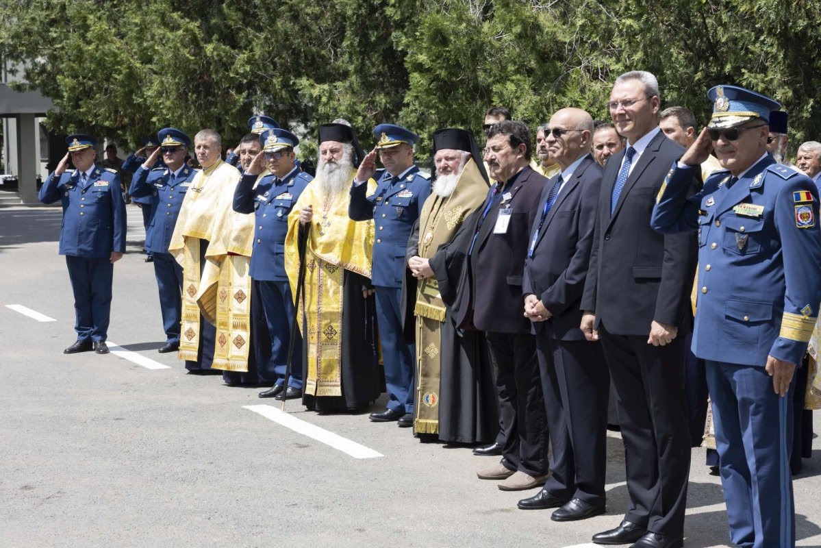 Binecuvântare la ceas aniversar pentru Comandamentul Componentei Aeriene 297721