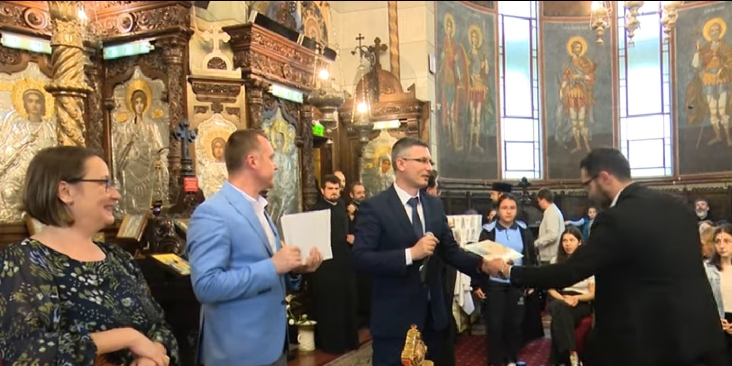 Premierea olimpicilor la Religie din sectorul 2 al Bucureştilor 297668