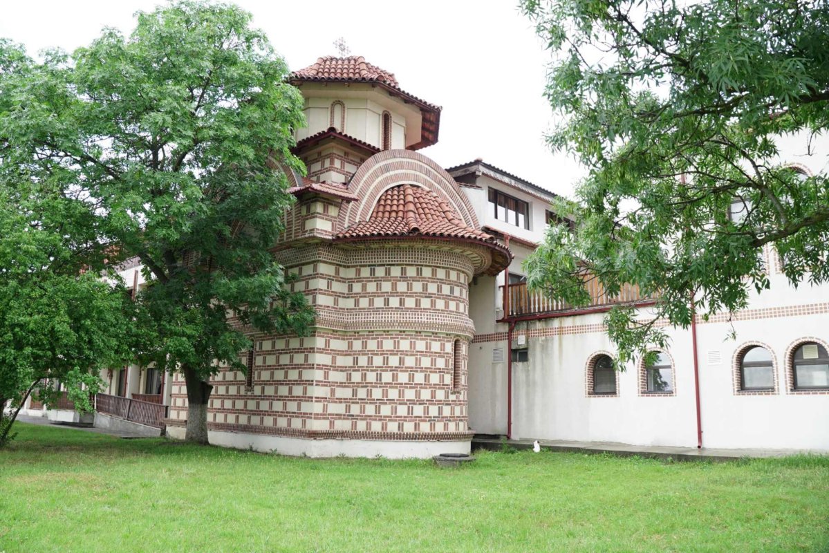 Preoţi şi medici brăileni întruniţi în conferinţă la Lacu Sărat 297968