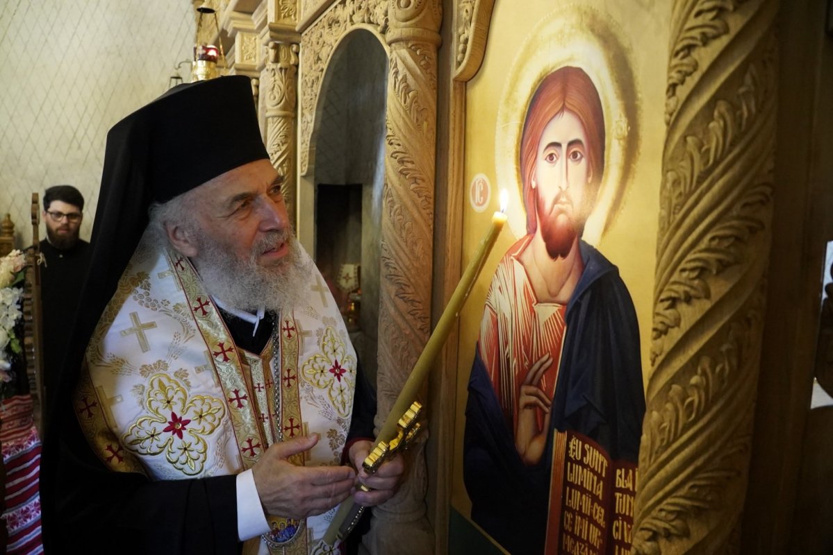 Preoţi şi medici brăileni întruniţi în conferinţă la Lacu Sărat 297972