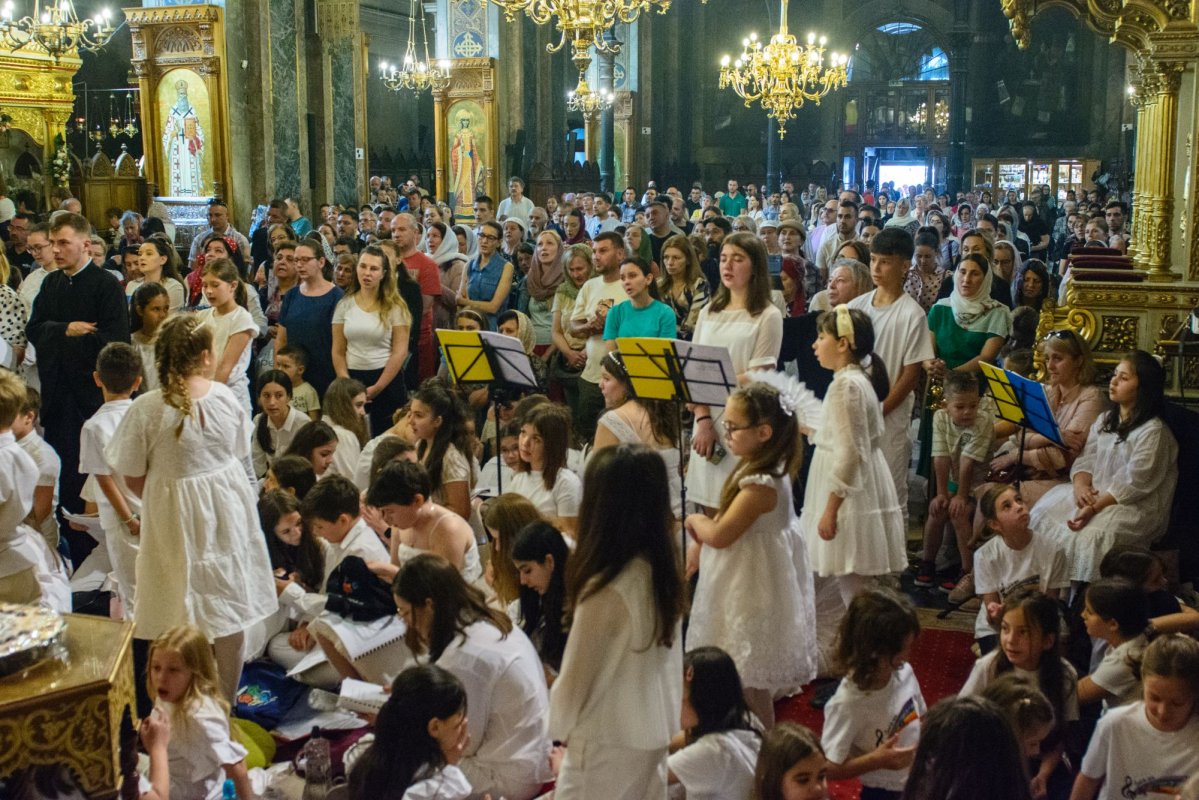 Ziua Internațională a Copilului serbată la Catedrala Mitropolitană din Iași 298093